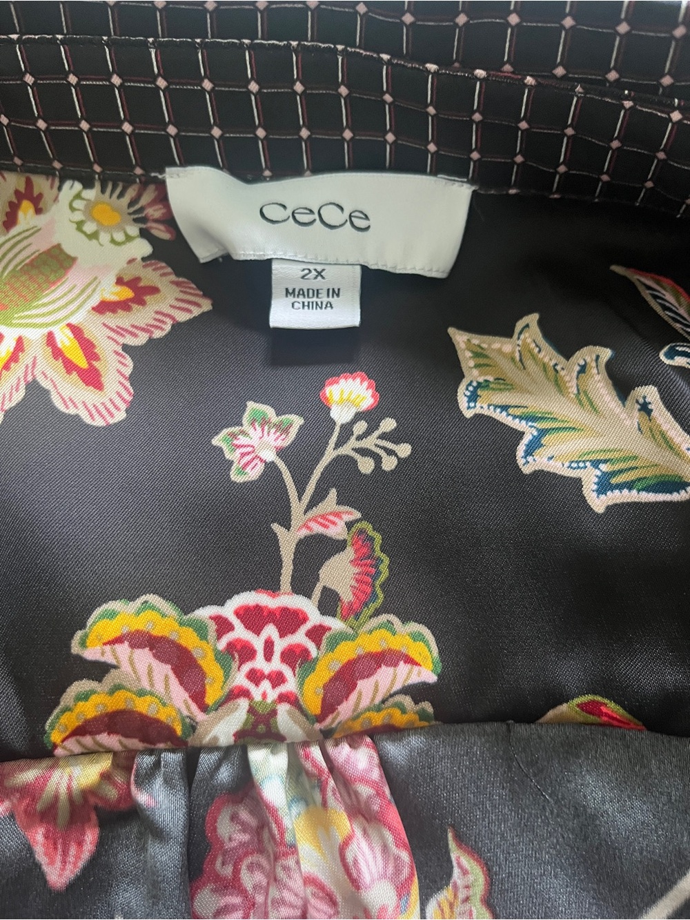 CeCe Black Floral Button-Down Shirt with Pink & Cream Accents - Picture 4 of 5